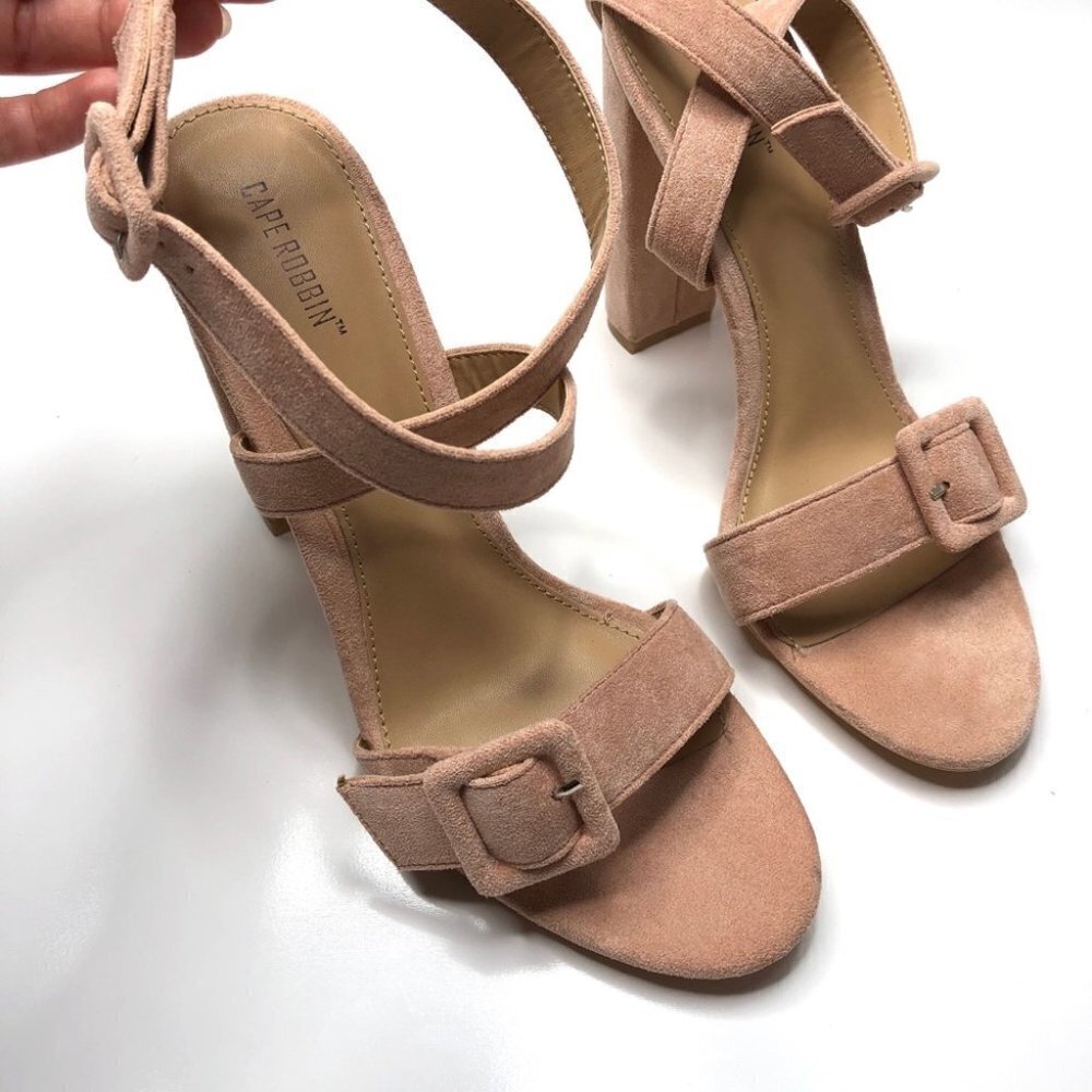 NEW Cape Robbin Lorina Suede Blush Dusty Pink Buckle Strappy Block Heels Shoes